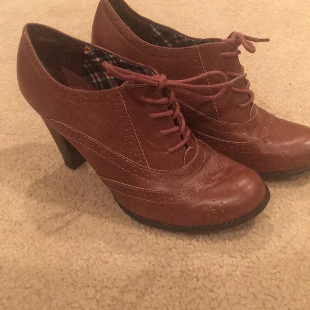 Booties - Picture 3 of 4